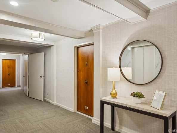 20 Old Mamaroneck Road 5Q, White Plains NY 10605