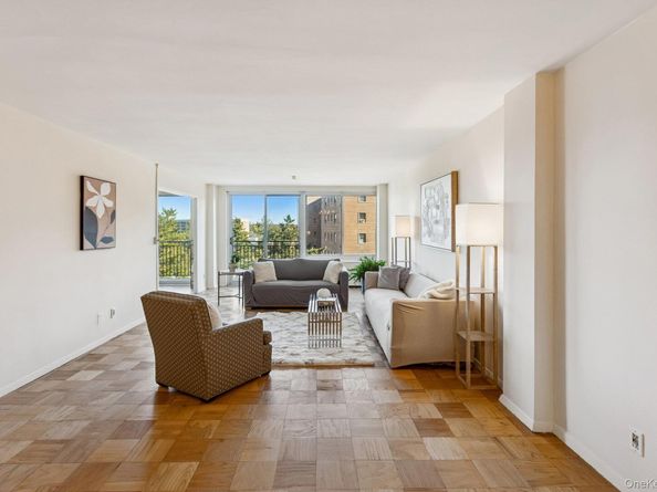 20 Old Mamaroneck Road 5Q, White Plains NY 10605