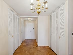 20 Old Mamaroneck Road 5Q, White Plains NY 10605