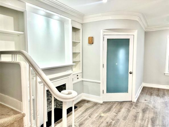 13749 231st Street, Laurelton NY 11413