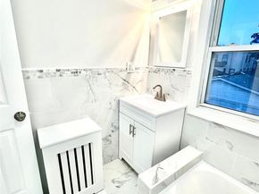 13749 231st Street, Laurelton NY 11413