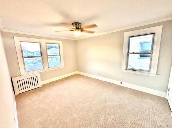 13749 231st Street, Laurelton NY 11413