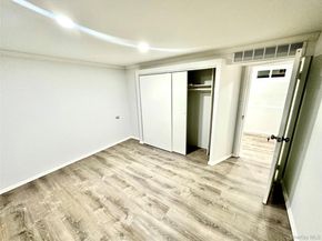 13749 231st Street, Laurelton NY 11413