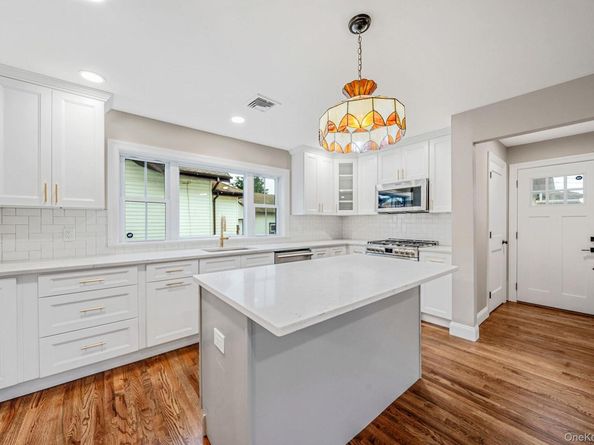 2929 Yale Place, Baldwin NY 11510