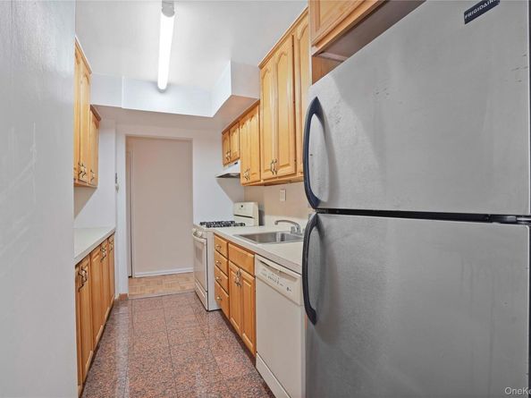 151-31 88th Street 1B, Howard Beach NY 11414