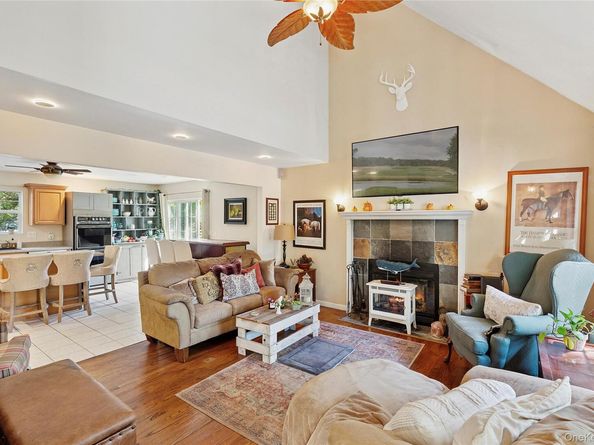 32 Atlantic Avenue, Hampton Bays NY 11946
