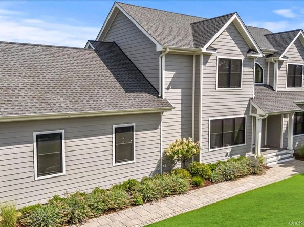 6 S Bay Avenue, Eastport NY 11941