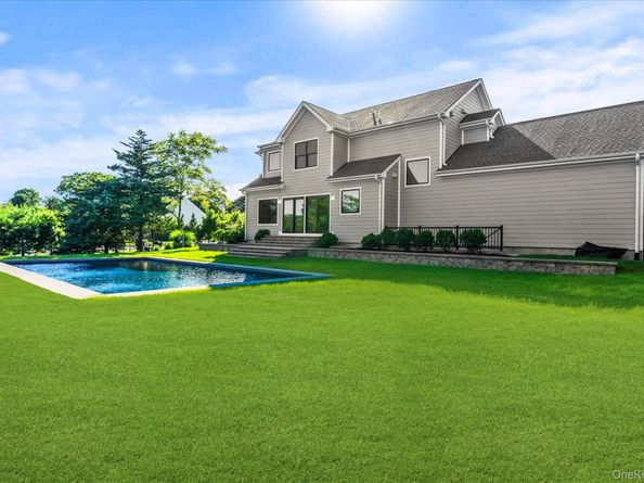 6 S Bay Avenue, Eastport NY 11941