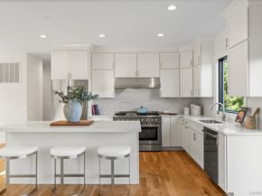 6 S Bay Avenue, Eastport NY 11941