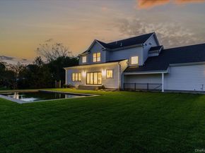 6 S Bay Avenue, Eastport NY 11941