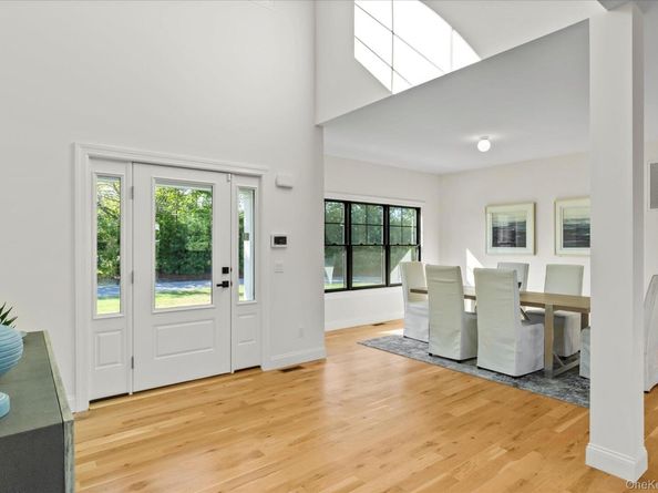 6 S Bay Avenue, Eastport NY 11941