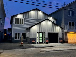 873 S 7th Street, Lindenhurst NY 11757