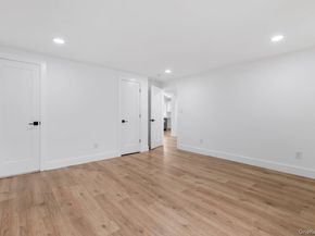 873 S 7th Street, Lindenhurst NY 11757