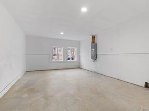 873 S 7th Street, Lindenhurst NY 11757