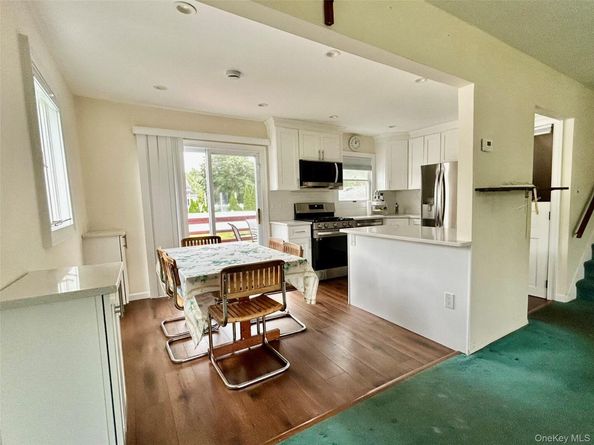 577 Peter Paul Drive, West Islip NY 11795