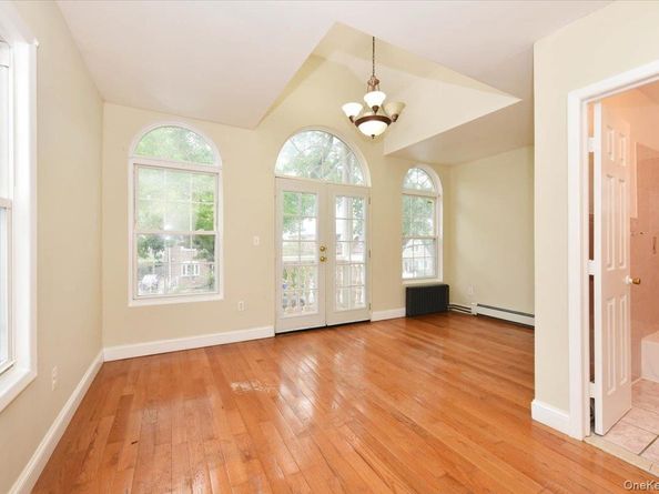8135 166th Street, Hillcrest (Queens) NY 11432
