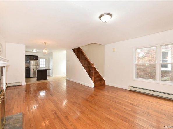 8135 166th Street, Hillcrest (Queens) NY 11432