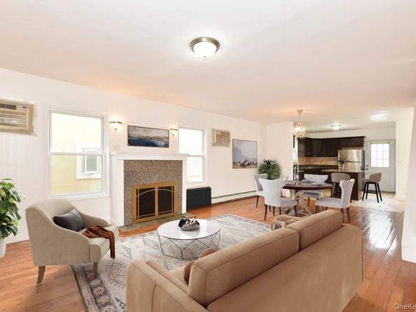 8135 166th Street, Hillcrest (Queens) NY 11432