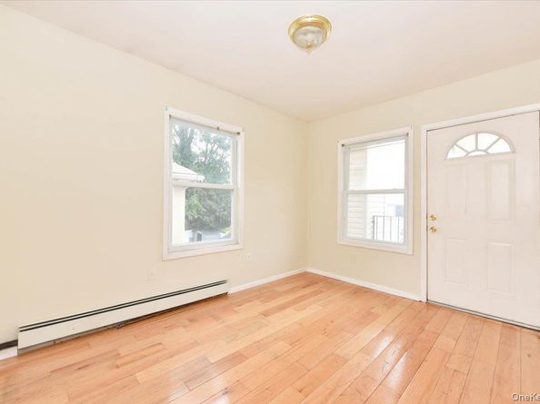 8135 166th Street, Hillcrest (Queens) NY 11432