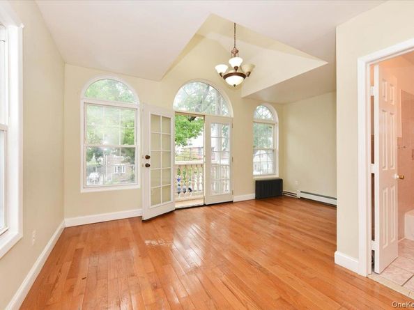 8135 166th Street, Hillcrest (Queens) NY 11432