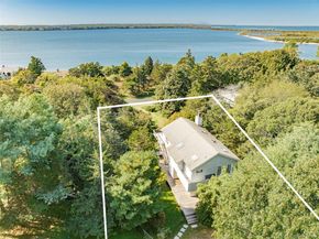 41 Squaw Road, Springs NY 11937