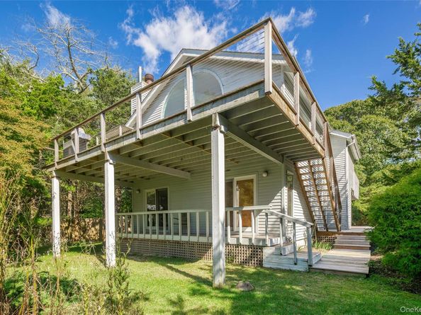 41 Squaw Road, Springs NY 11937