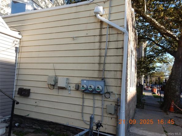 459 S 5th Avenue, Mount Vernon NY 10550