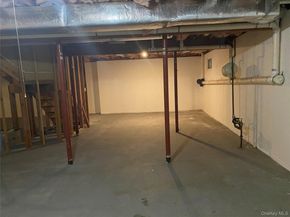 1 Pal Court, Shoreham NY 11786