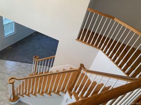1 Pal Court, Shoreham NY 11786