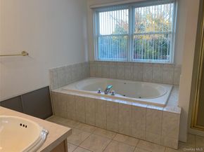 1 Pal Court, Shoreham NY 11786