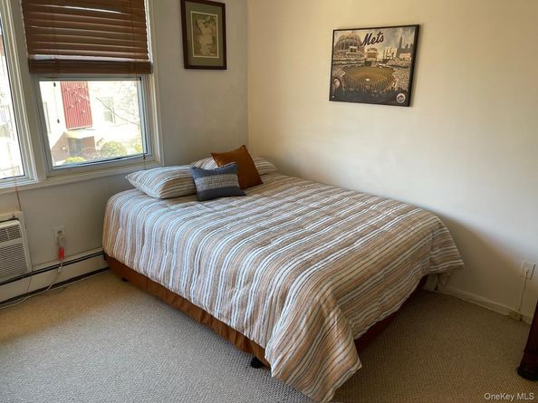 61 Maine Avenue F25, Rockville Centre NY 11570