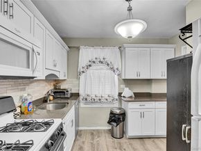 123-40 83 Avenue 6D, Kew Gardens NY 11415