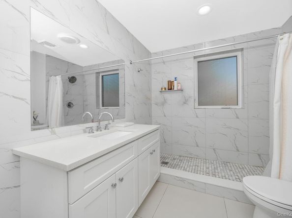 28 Riverside Avenue, Amityville NY 11701