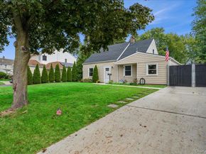 59 Cotton Lane, Levittown NY 11756