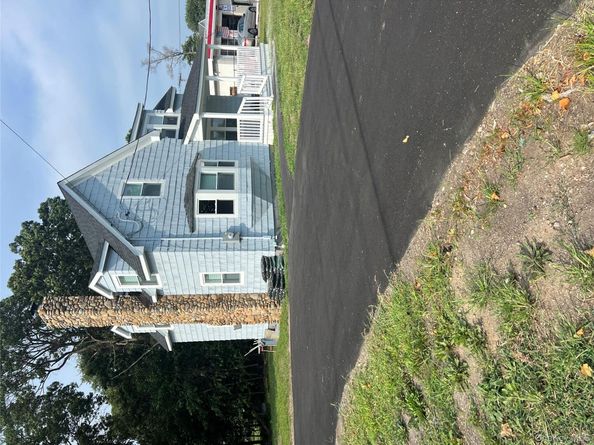 749 E Main Street, Kings Park NY 11754