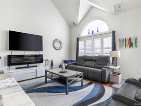 121 Willow Lane, Valley Stream NY 11580