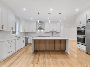 1028 E Broadway, Woodmere NY 11598