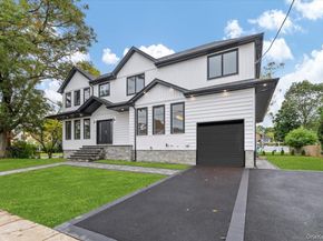 1028 E Broadway, Woodmere NY 11598