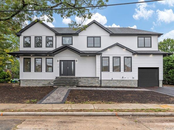 1028 E Broadway, Woodmere NY 11598