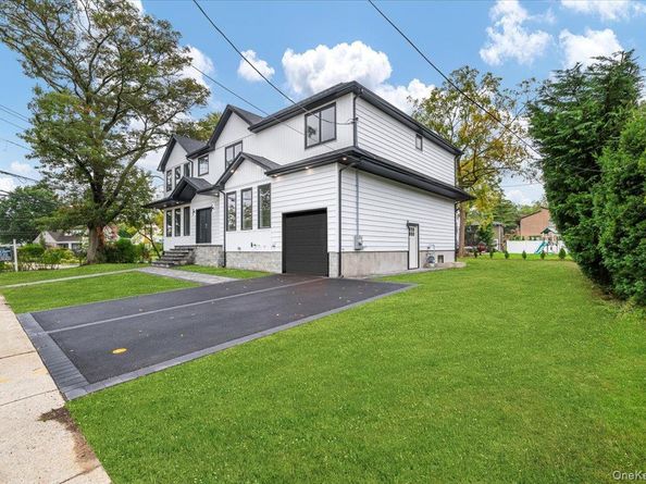 1028 E Broadway, Woodmere NY 11598