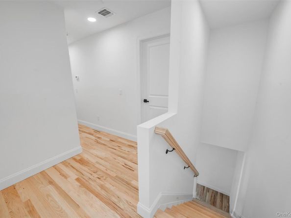 817 Pondview Road, Riverhead NY 11901