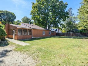26 Queen Road, Rocky Point NY 11778