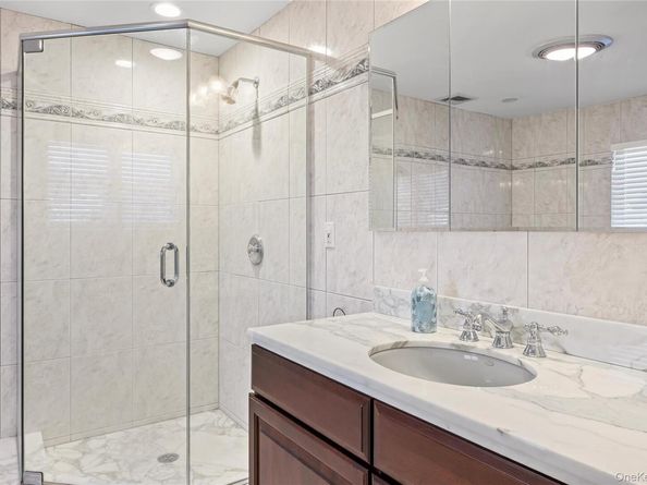 170 McKinley Avenue, Franklin Square NY 11010