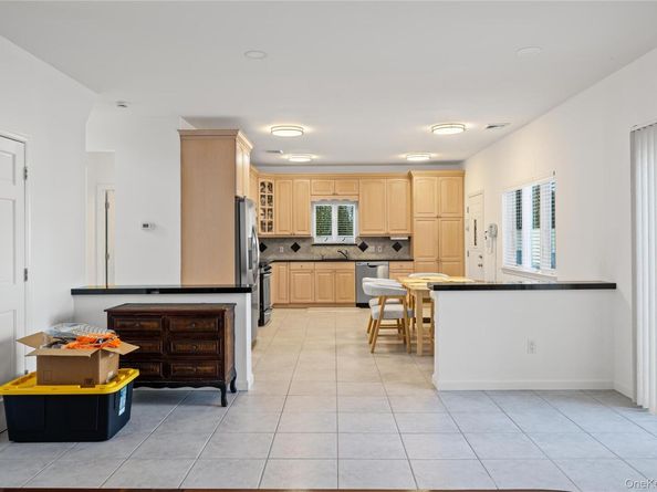 170 McKinley Avenue, Franklin Square NY 11010