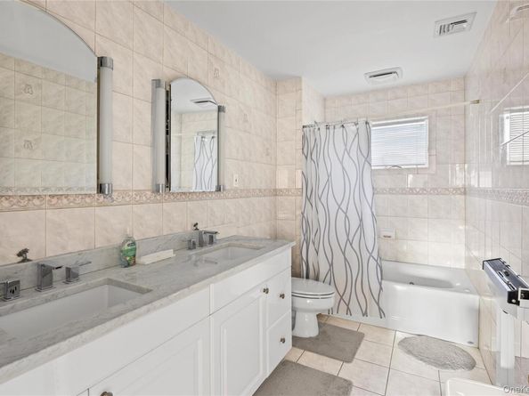 170 McKinley Avenue, Franklin Square NY 11010