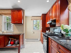 118 Grant Avenue, Albertson NY 11507