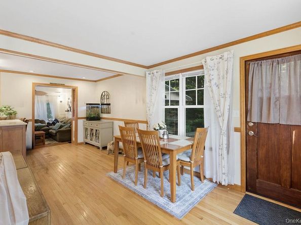 5 Liberty Street, Hampton Bays NY 11946