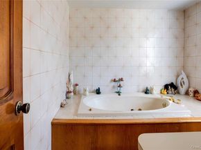 2-44 149th Street, Whitestone NY 11357