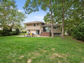 21 Mellow Lane, Jericho NY 11753