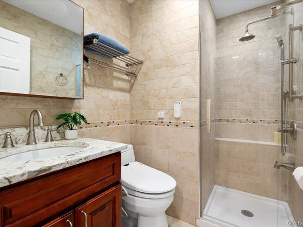 21 Mellow Lane, Jericho NY 11753